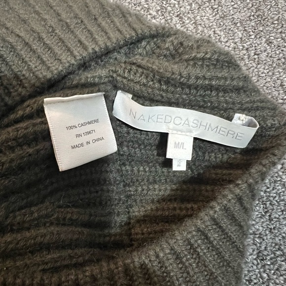 Naked Cashmere Women's Beret Beanie Green Medium Large Army - Picture 4 of 4